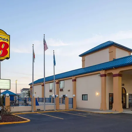 Super 8 By Wyndham Hammond-2
